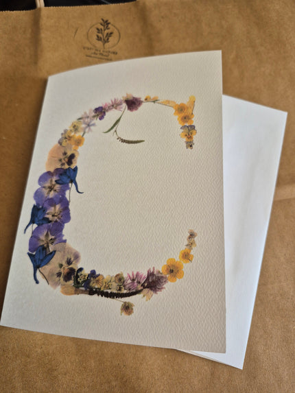 Lettre florale C