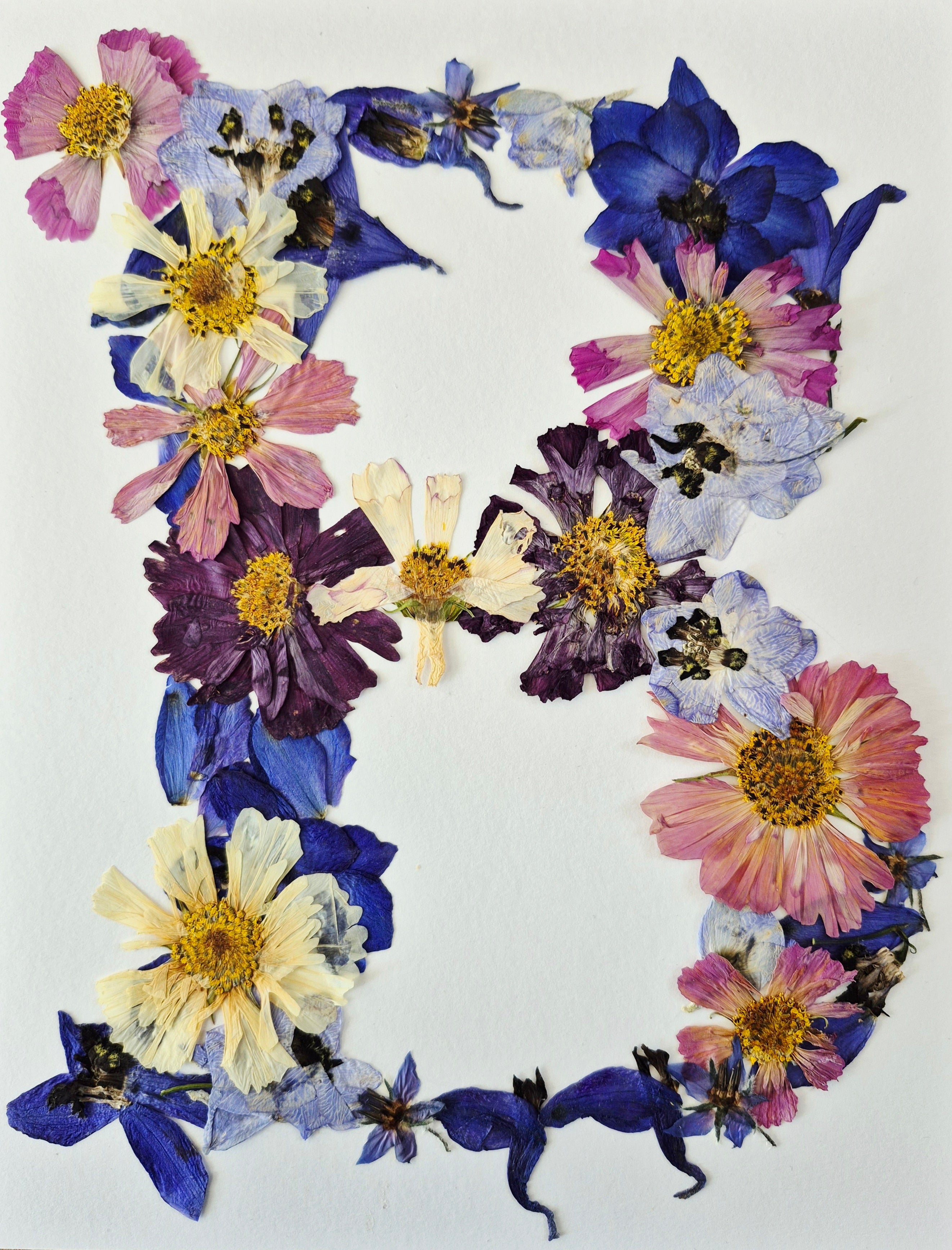Lettre florale B