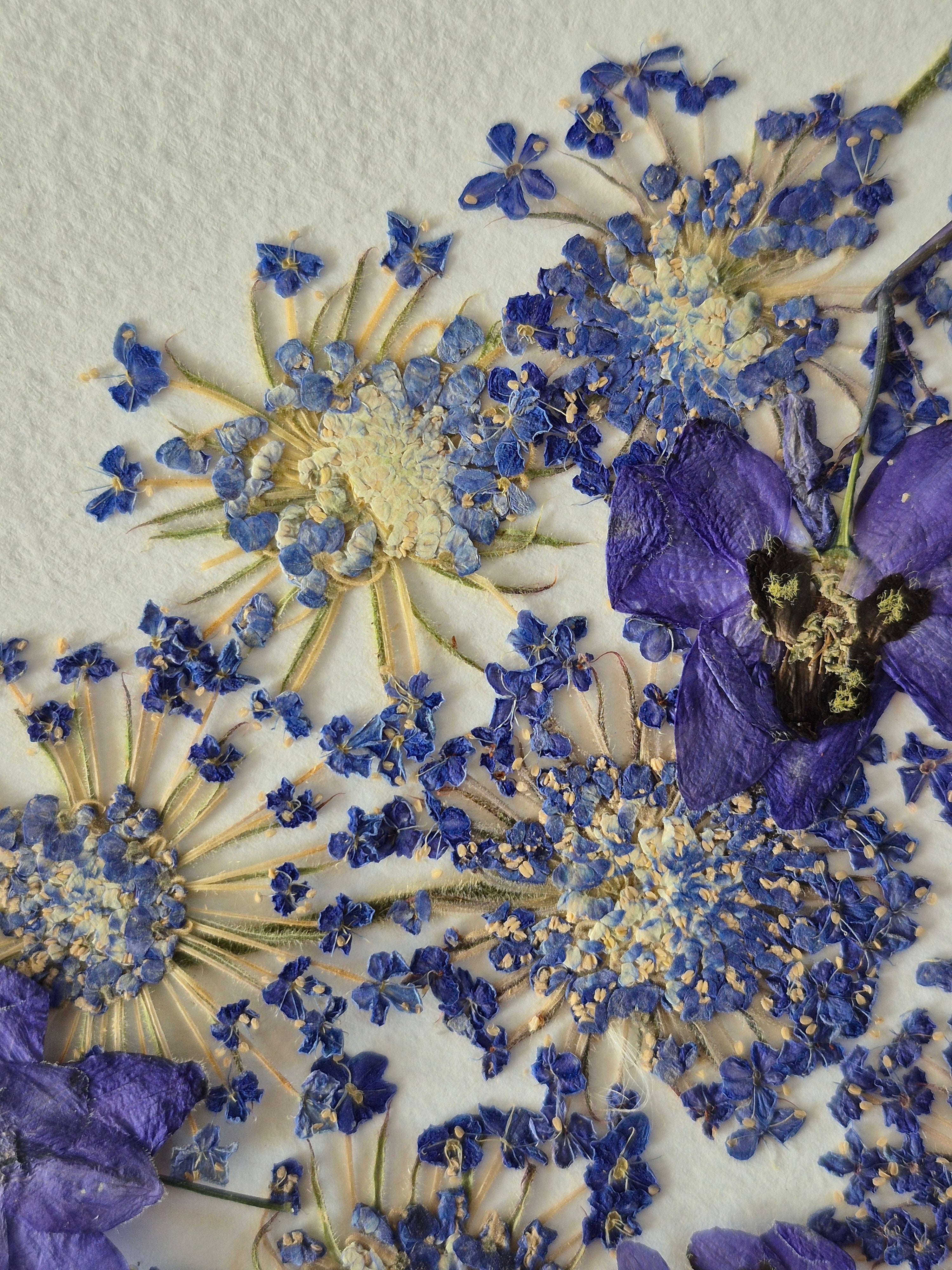 Oeuvre florale - Lune bleue