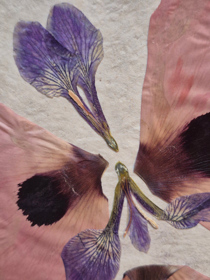 Composition florale artisanale sur papier Lokta 