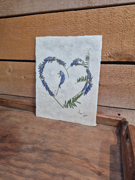 Composition florale artisanale sur papier Lokta, 