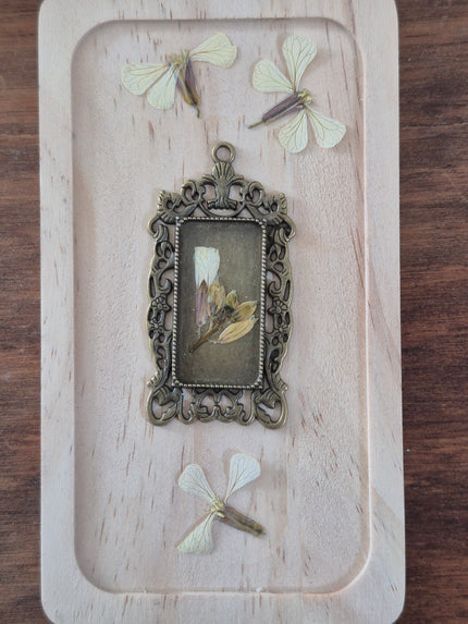 Pendentif floral 