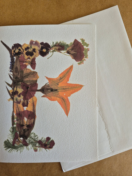 Lettre florale F