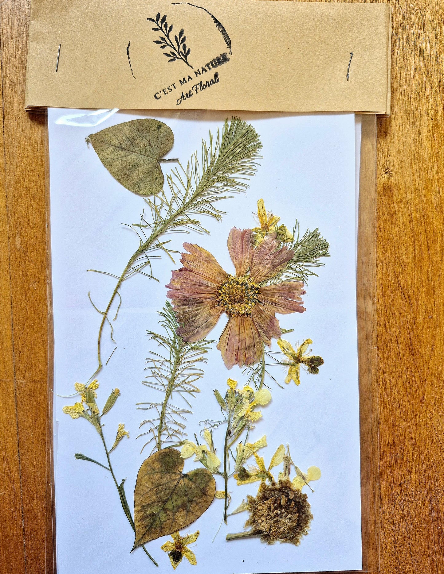 Sachet de fleurs séchées pour artisanat