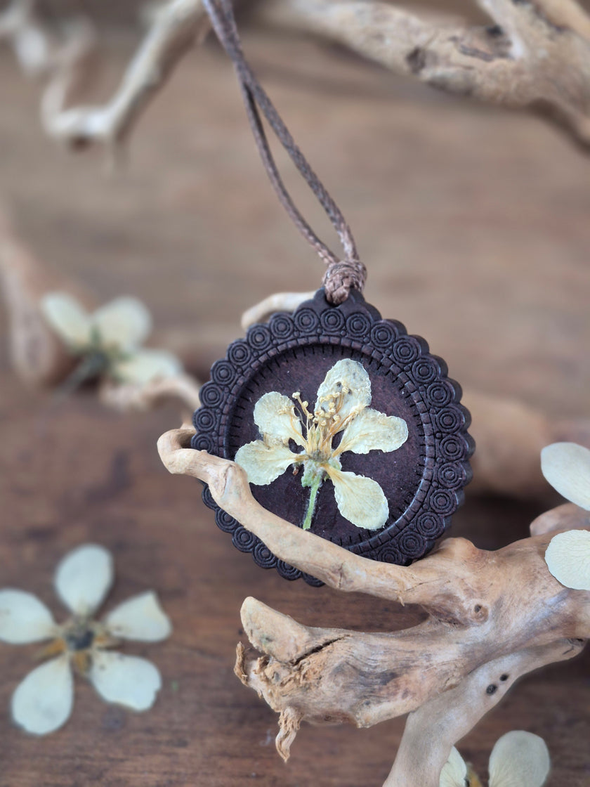 Collier de bois - Poirier