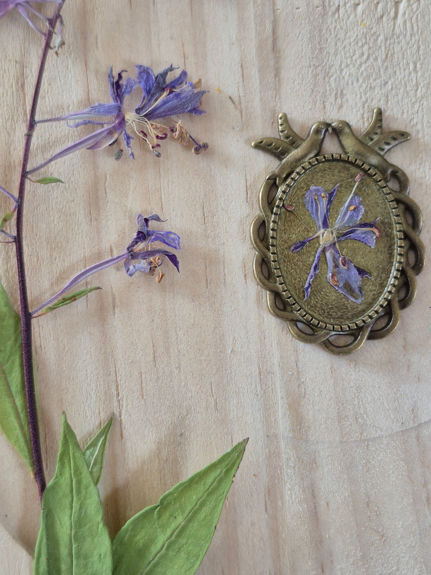 Pendentif floral 