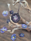 Collier de bois - Pensée