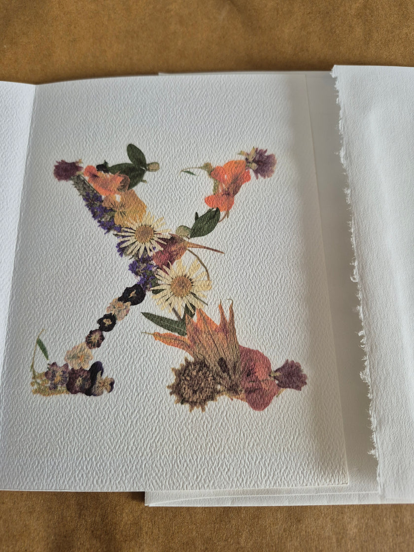 Lettre florale X