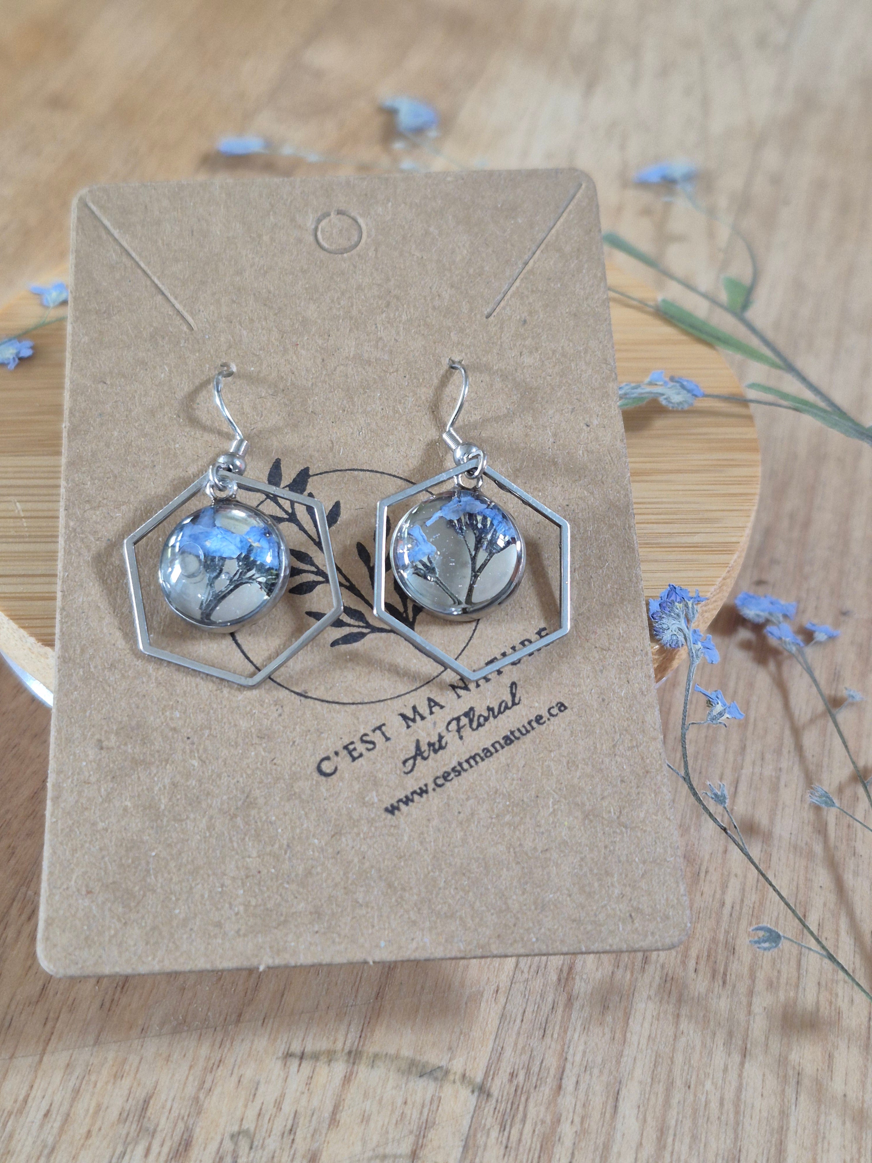 Boucles d'oreilles florales pendantes 