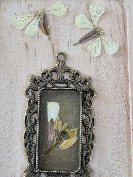 Pendentif floral 