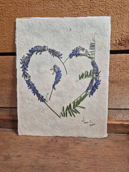 Composition florale artisanale sur papier Lokta, 