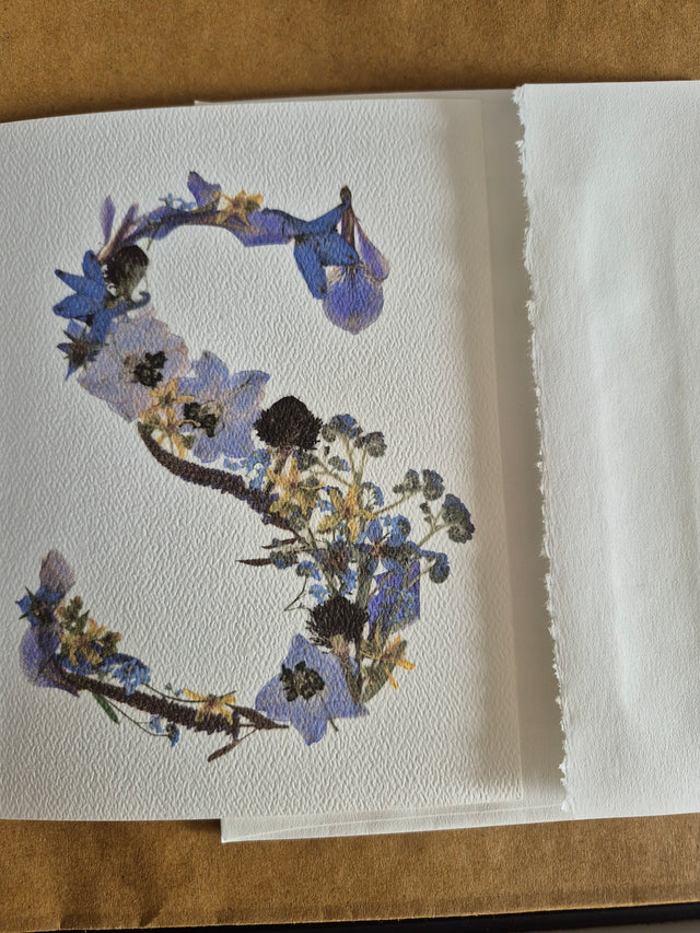 Lettre florale S