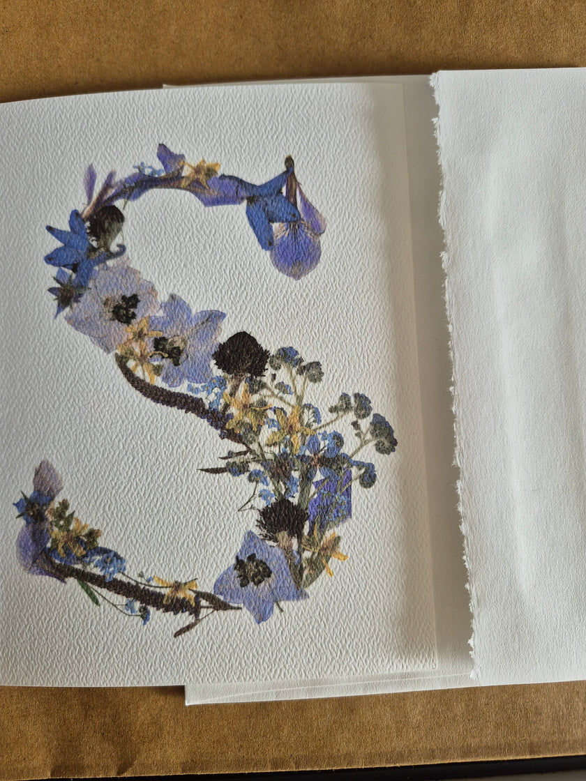 Lettre florale S