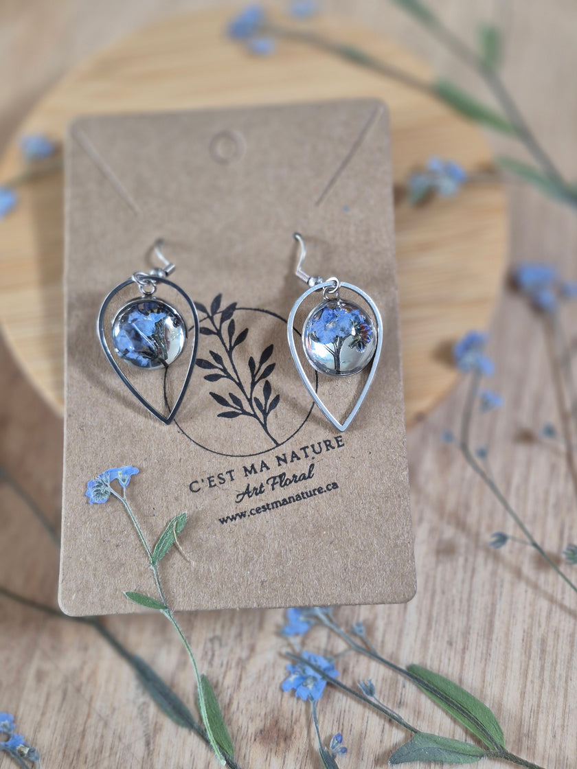 Boucles d'oreilles florales pendantes 