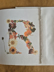 Lettre florale R